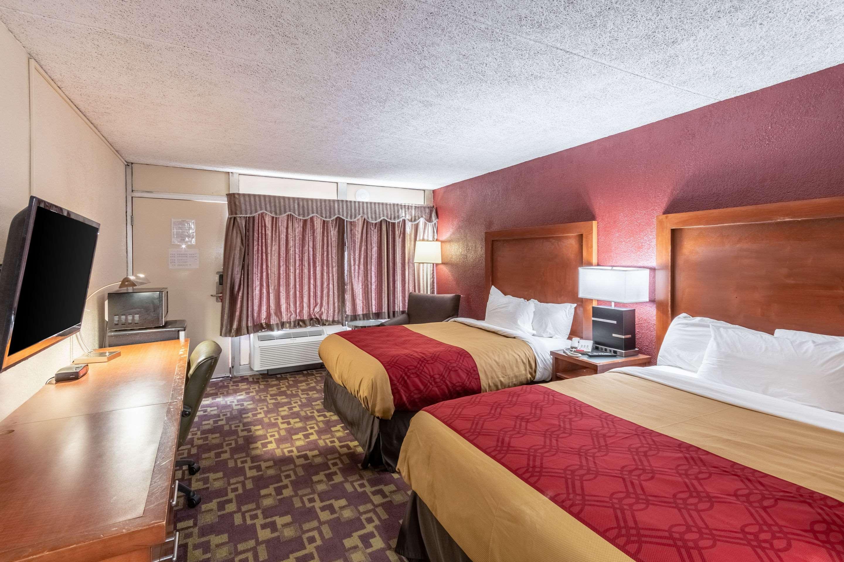 Econo Lodge Zanesville Luaran gambar