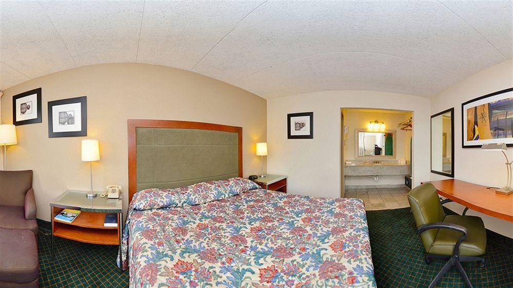 Econo Lodge Zanesville Luaran gambar
