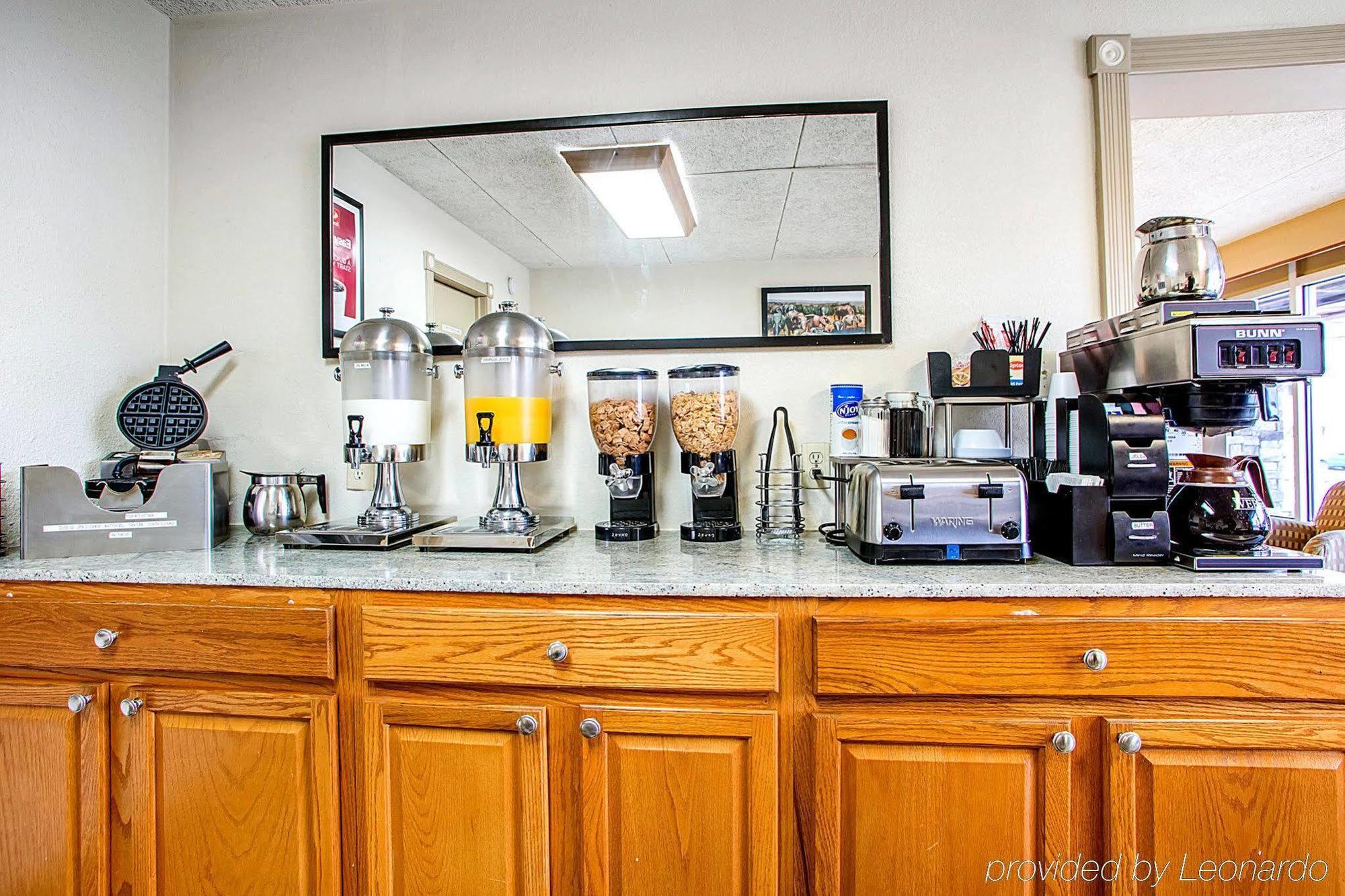 Econo Lodge Zanesville Luaran gambar