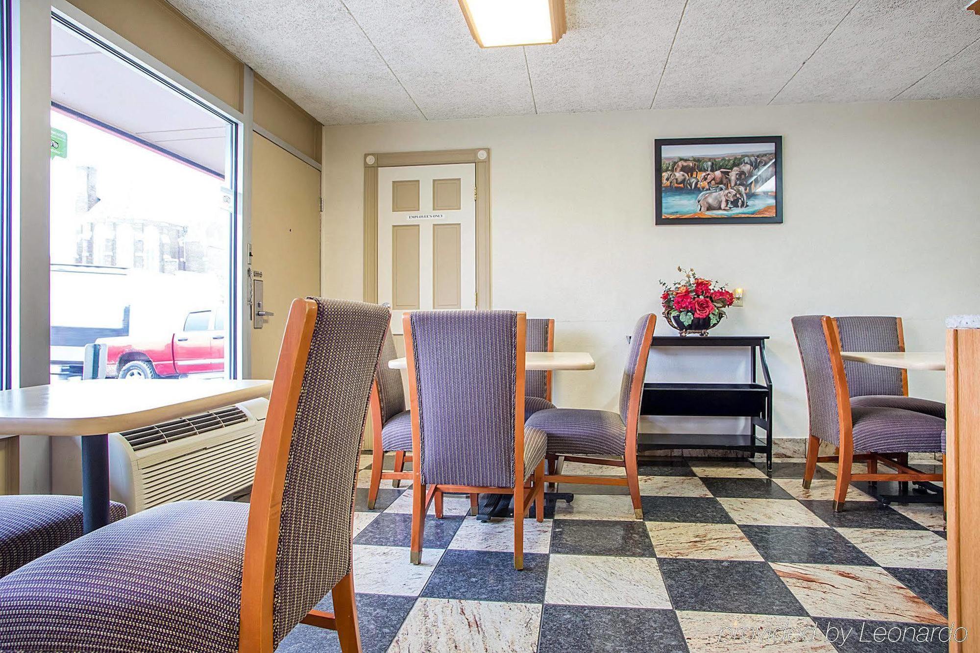 Econo Lodge Zanesville Luaran gambar