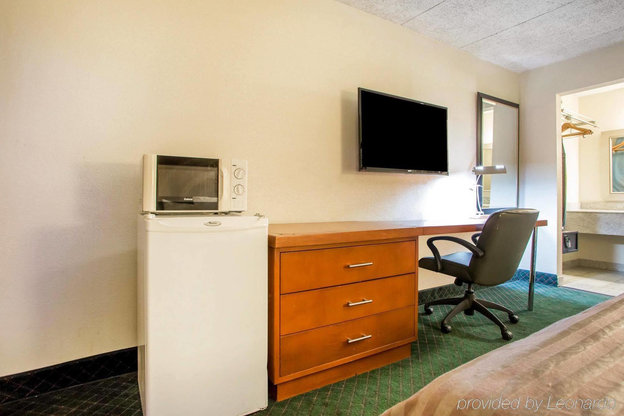 Econo Lodge Zanesville Luaran gambar